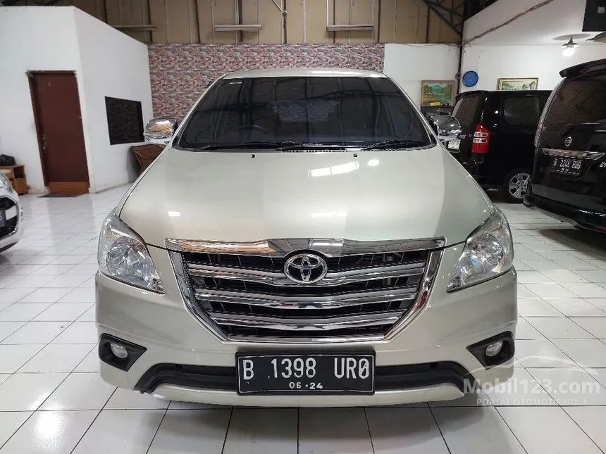 Jual Mobil Toyota Kijang Innova 2014 G 2.0 di Banten Automatic MPV Silver Rp 169.000.999