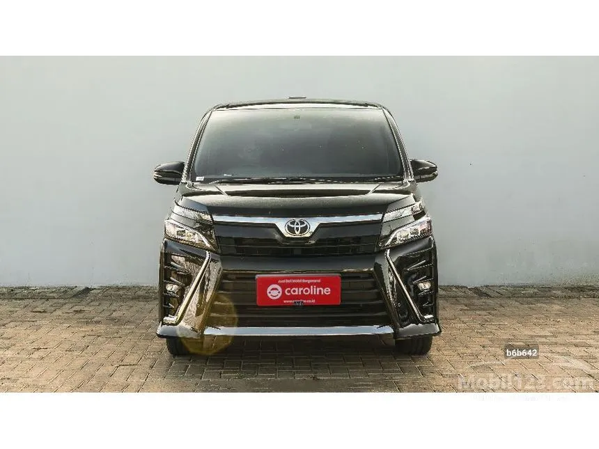 2021 Toyota Voxy MPV