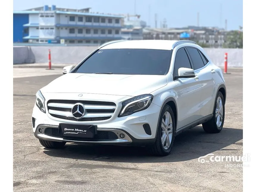 2015 Mercedes-Benz GLA200 Urban SUV