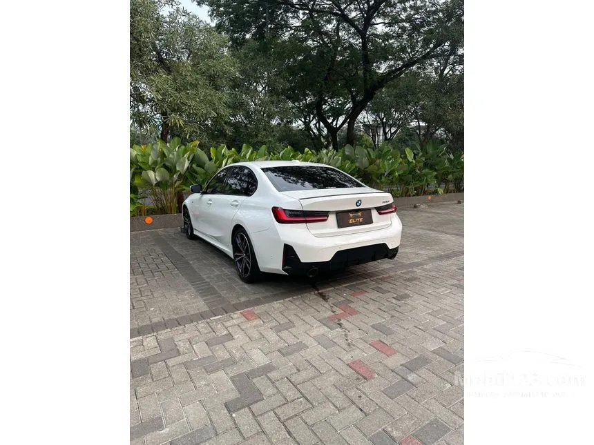 2024 BMW 330i M Sport Pro Sedan