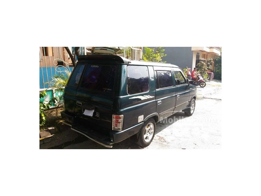 Jual Mobil Isuzu Panther 1995 2 3 di Jawa Timur Manual MPV 