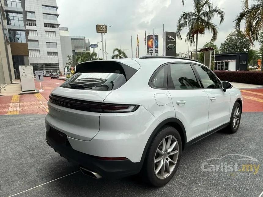 2025 Porsche Cayenne SUV