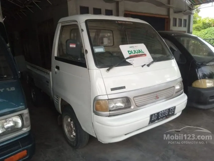 Jual Mobil Mitsubishi Colt T120SS 2001 Standard Single Cab 1.3 di Jawa Timur Manual Pickup Putih Rp 47.500.000