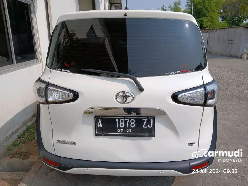 2017 Toyota Sienta V MPV