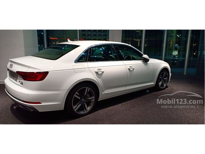 Audi A4 2019 TFSI Quattro 2.0 