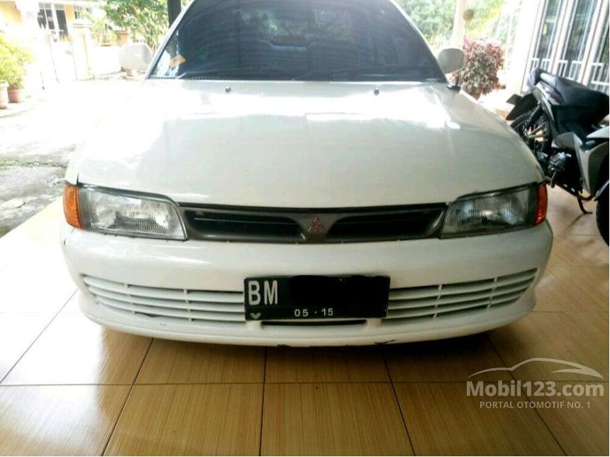 Jual Mobil Mitsubishi Lancer  1995 1 8 di Sumatera Barat 