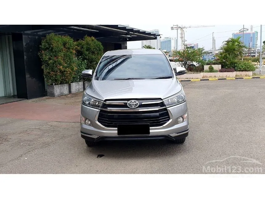 Jual Mobil Toyota Innova Venturer 2018 2.0 di DKI Jakarta Automatic Wagon Silver Rp 289.000.000