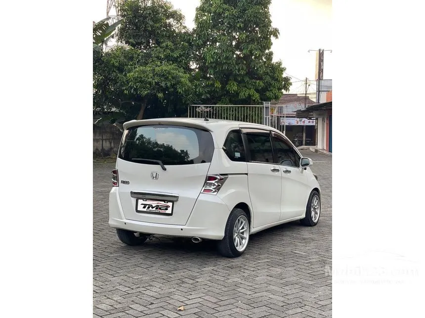 2010 Honda Freed Power Sliding Door MPV