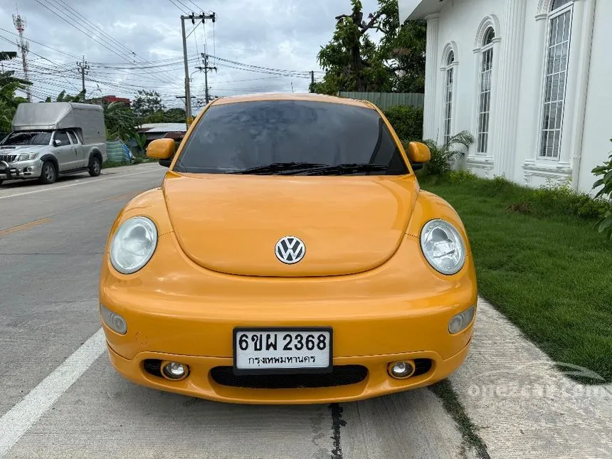 2011 Volkswagen NEW BEETLE Hatchback