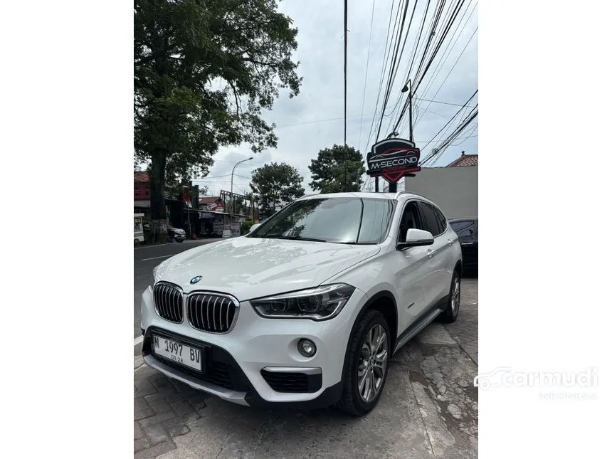 Jual Mobil BMW X1 2017 sDrive18i xLine 1.5 di Jawa Timur Automatic SUV Putih Rp 355.000.000