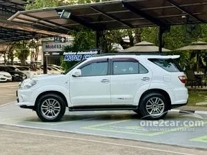2011 Toyota FORTUNER 3.0 V SUV