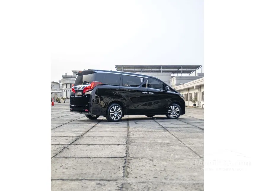 2023 Toyota Alphard G MPV