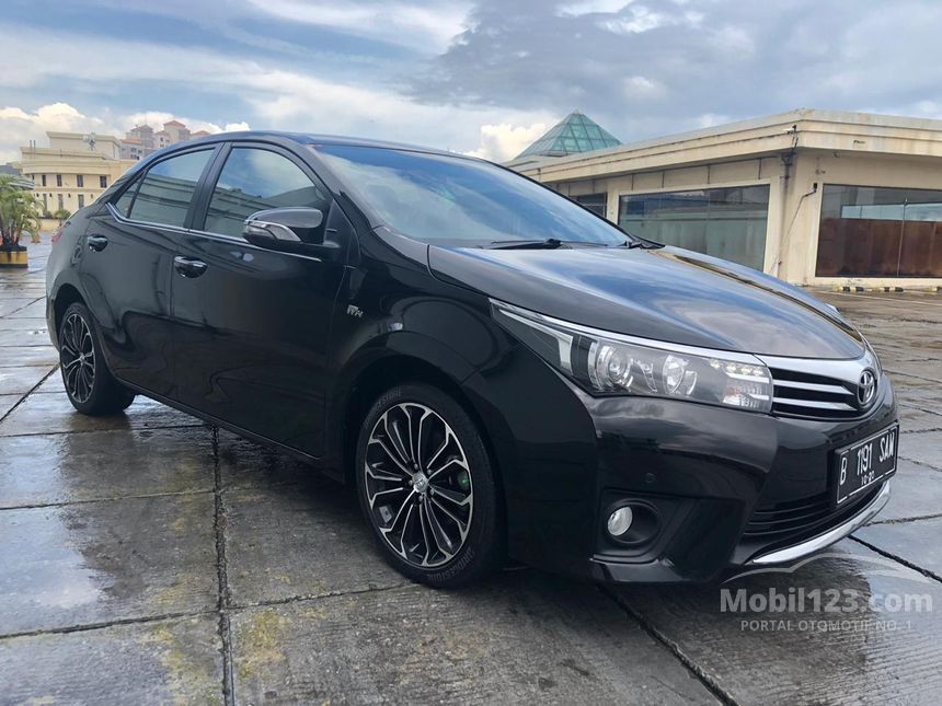 Toyota Altis 2004 DKI Jakarta: Kenangan, Ketahanan, dan Tantangan di Ibu Kota