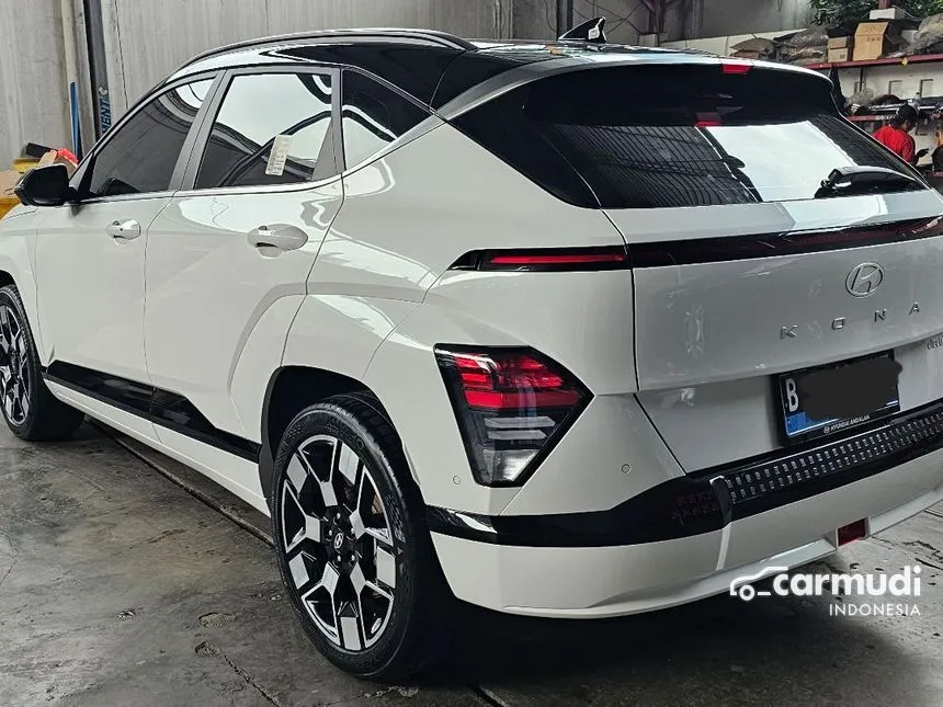2024 Hyundai Kona Signature Long Range SUV