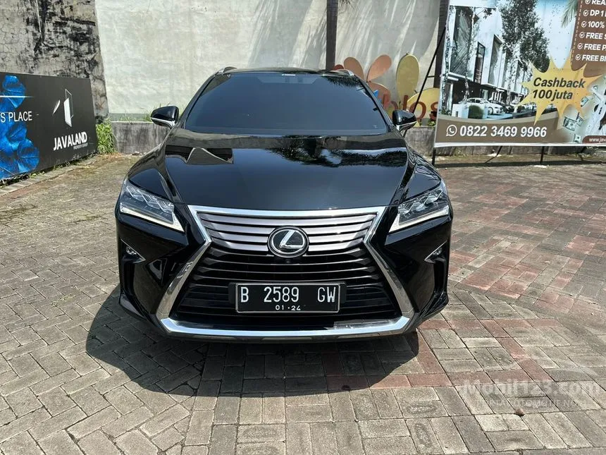 Jual Mobil Lexus RX300 2018 Luxury 2.0 di Jawa Timur Automatic SUV Hitam Rp 770.000.000
