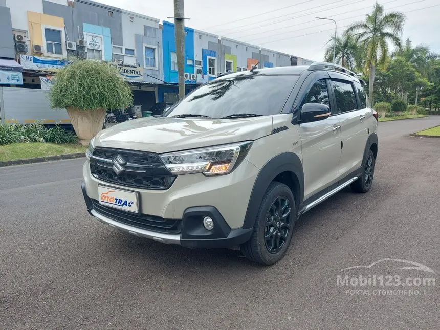2023 Suzuki XL7 Alpha Hybrid SUV