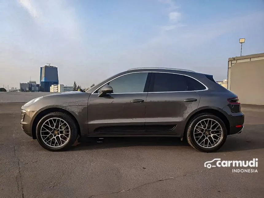 2015 Porsche Macan S SUV