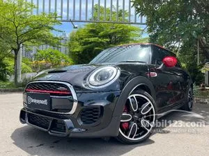 2017 MINI Cooper 2.0 S John Cooper Works 3 Door Hatchback