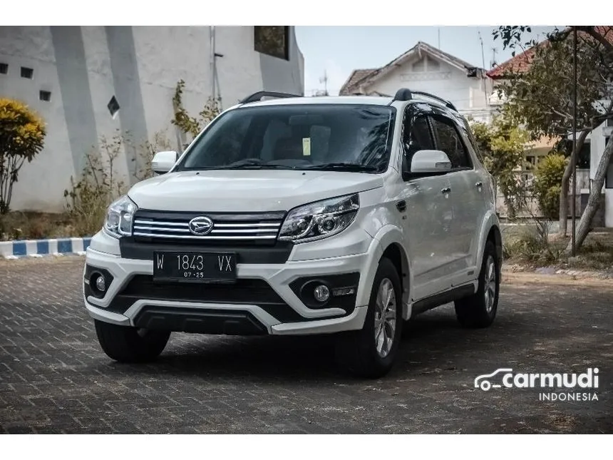Jual Mobil Daihatsu Terios 2015 ADVENTURE R 1.5 di Jawa Timur Manual SUV Putih Rp 160.000.000