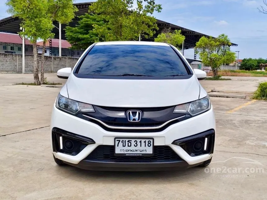 2015 Honda JAZZ V Hatchback
