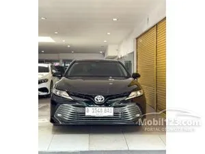 2020 Toyota Camry 2.5 V Sedan