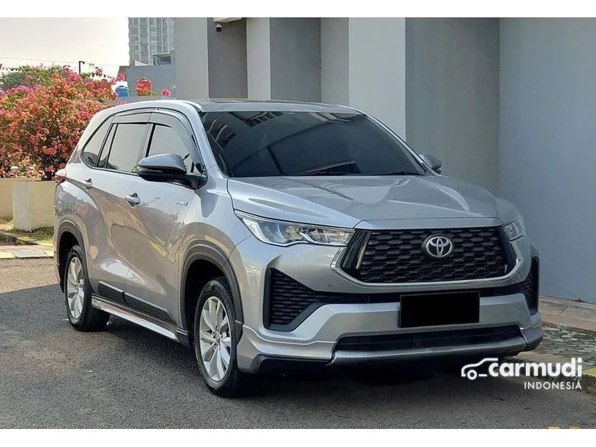 Jual Mobil Toyota Kijang Innova Zenix 2024 Modellista V HV 2.0 di Jawa Barat Automatic Wagon Abu