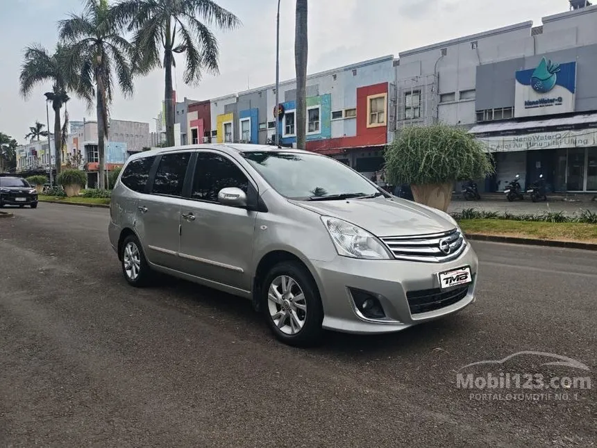 2012 Nissan Grand Livina Ultimate MPV