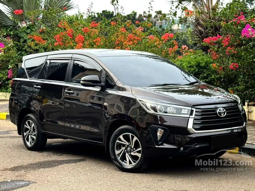 Jual Mobil Toyota Kijang Innova 2021 V Luxury 2.0 di DKI Jakarta Automatic MPV Coklat Rp 318.000.000