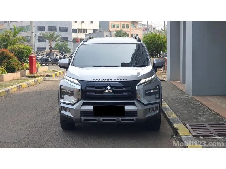 2024 Mitsubishi Xpander Cross Premium MPV