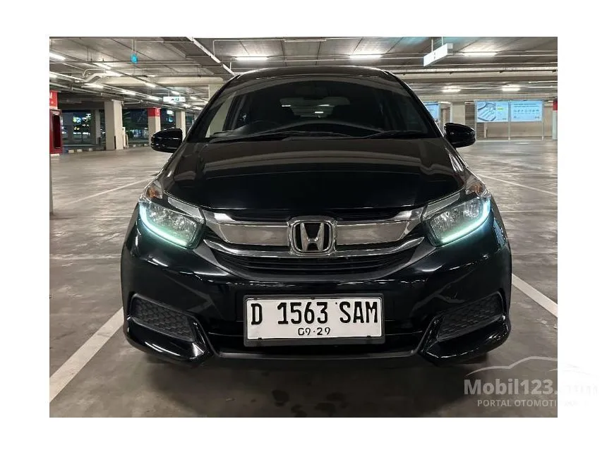 Jual Mobil Honda Mobilio 2018 S 1.5 di Jawa Barat Manual MPV Hitam Rp 145.000.009