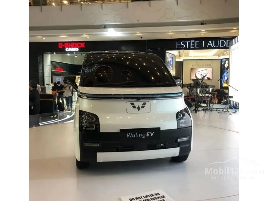 2023 Wuling EV Air ev Long Range Hatchback