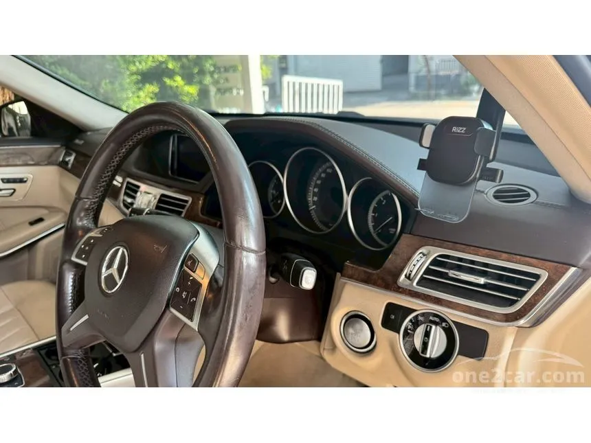 2015 Mercedes-Benz E300 Blue TEC Hybrid Sedan