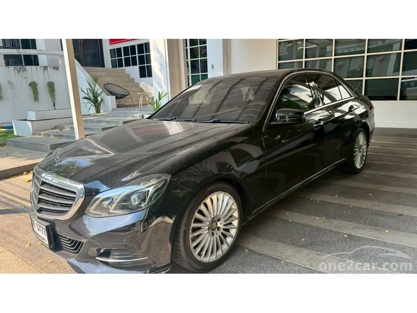 2015 Mercedes-Benz E300 Blue TEC Hybrid Sedan