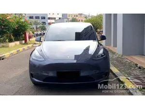 2022 Tesla Model Y Long Range SUV