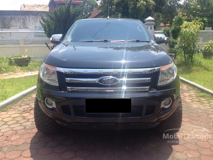 Jual Mobil  Ford  Ranger  2014 XLT 3 2 di Jambi  Manual Pick 