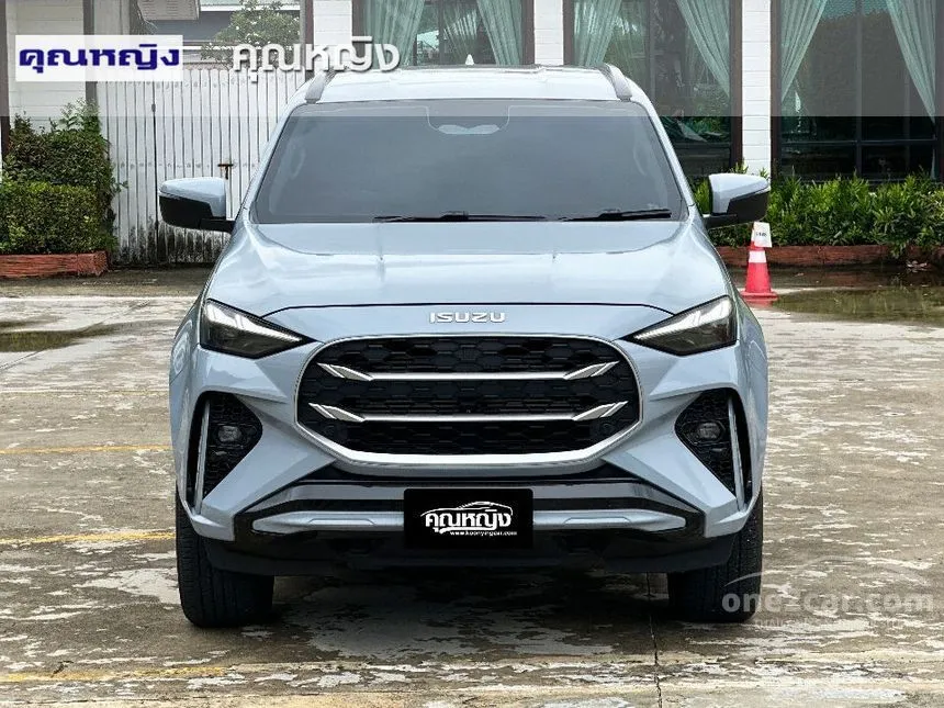2025 Isuzu MU-X Ultimate SUV