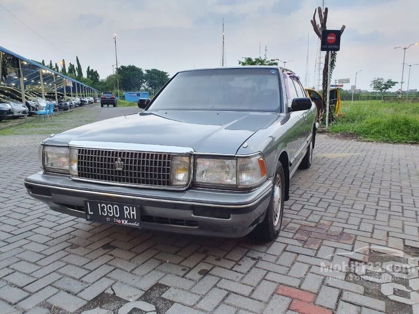 Toyota crown 89 года