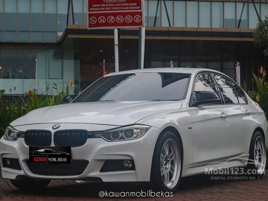 Jual Mobil BMW 320i 2015 Sport 2.0 di DKI Jakarta Automatic Sedan Putih Rp 305.000.000