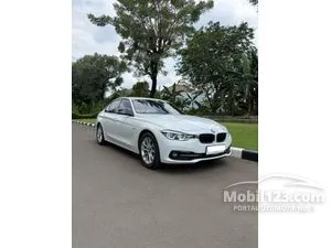 2017 BMW 320i 2.0 Sport Sedan