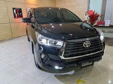 Toyota Kijang Innova V Luxur 2021 Family Car Festival