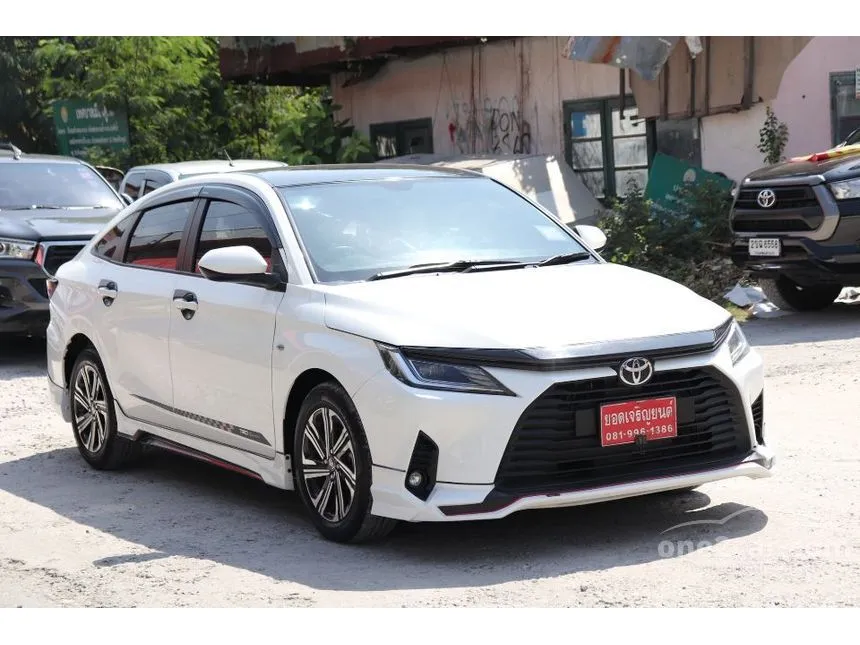 2023 Toyota Yaris Ativ Sport Sedan