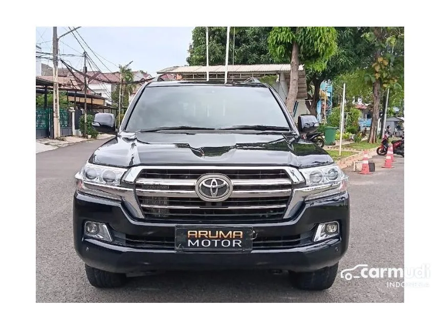 2012 Toyota Land Cruiser 200 Full spec SUV