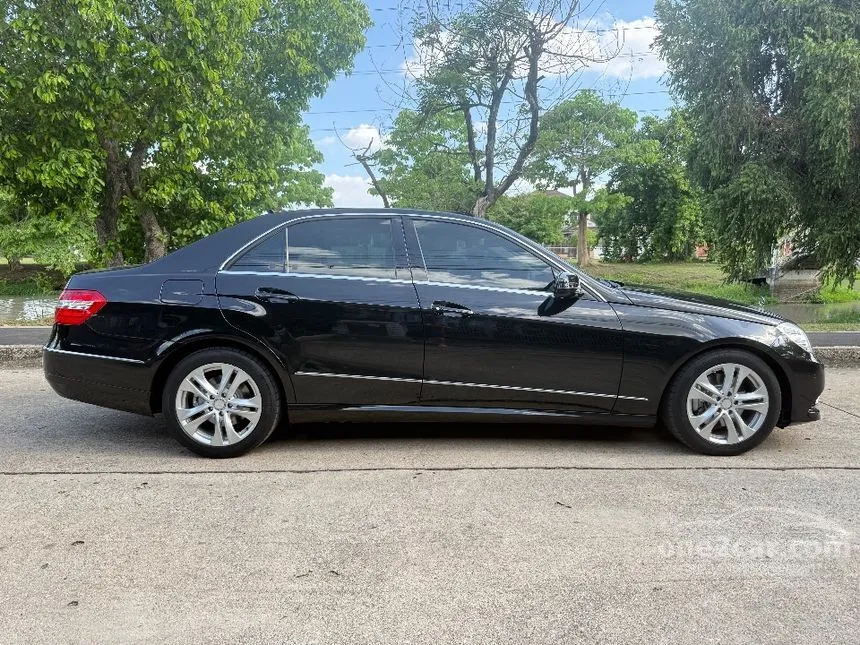 2010 Mercedes-Benz E300 Avantgarde Sports Sedan