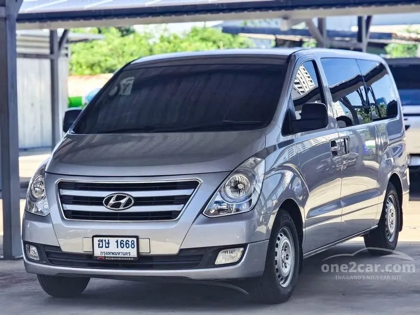 2017 Hyundai H-1 Touring Van