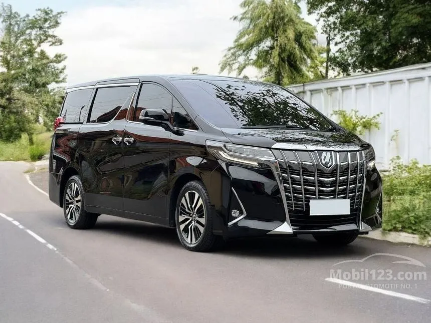 Jual Mobil Toyota Alphard 2022 G 2.5 di Jawa Timur Automatic MPV Hitam Rp 975.000.000