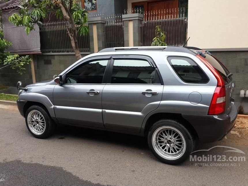 Jual Mobil Kia Sportage 2005 2 0 Di Dki Jakarta Automatic Suv Offroad 4wd Abu Abu Rp 85 000 000 2639849 Mobil123 Com