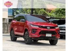 2025 Toyota FORTUNER 2.8 (ปี 15-25) GR Sport (Black Top) 4WD SUV
