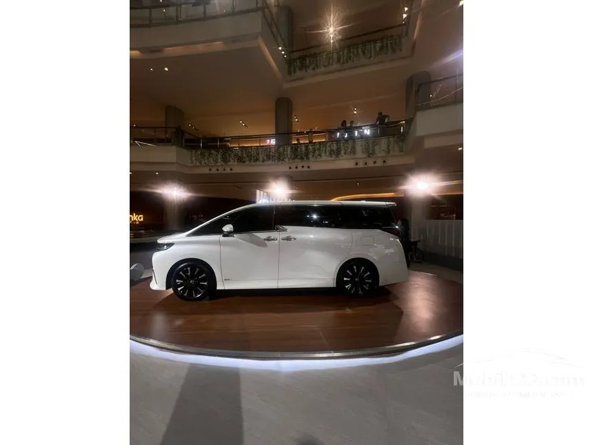 2026 Toyota Alphard HEV (Premium Color) MPV