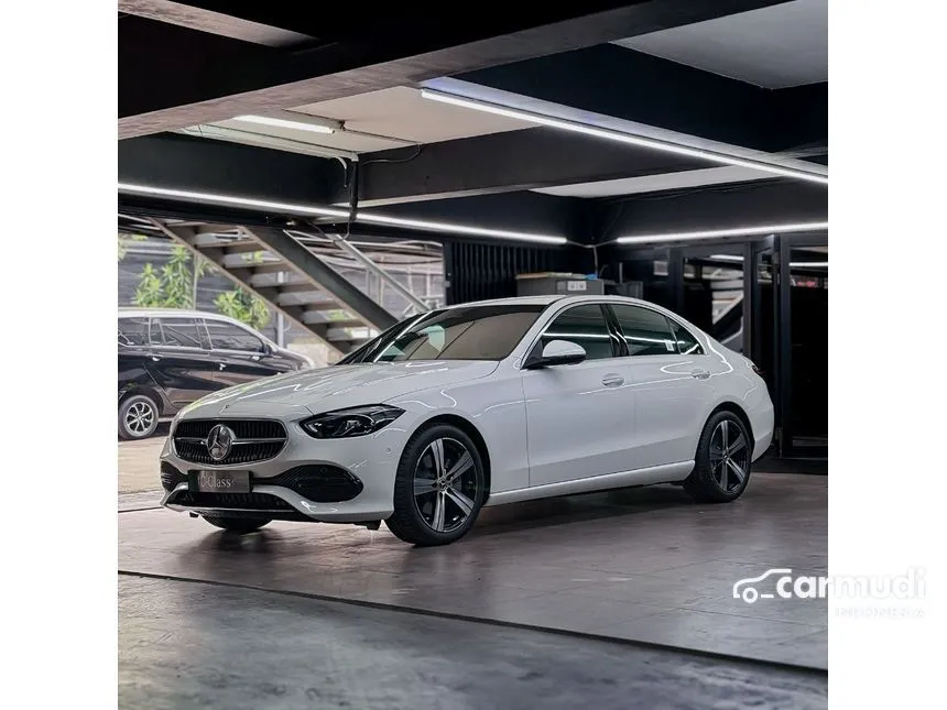 2024 Mercedes-Benz C200 Avantgarde Line Sedan