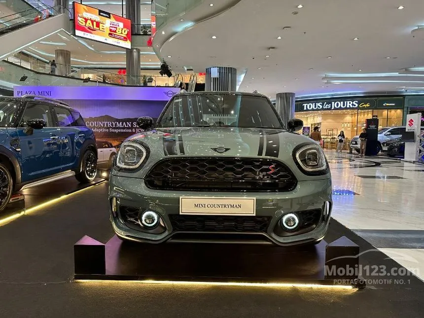Jual Mobil MINI Countryman 2024 Cooper S 2.0 di Banten Automatic SUV Hijau Rp 899.000.000